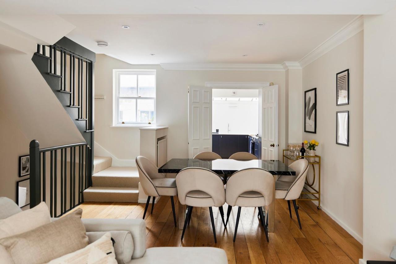 Appartamento The South Kensington Wonder - Trendy 3Bdr House With Garden Londra Esterno foto