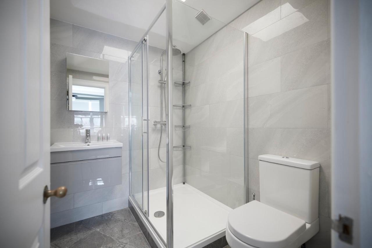 Appartamento The South Kensington Wonder - Trendy 3Bdr House With Garden Londra Esterno foto